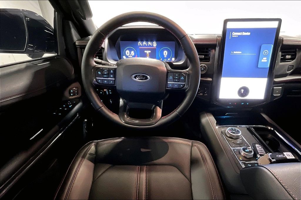 Used 2024 Ford Expedition Limited image 7