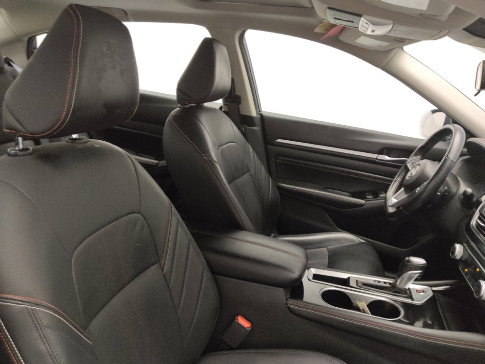 Used 2023 Nissan Altima 2.5 SR w/ SR Premium Package FWD image 21
