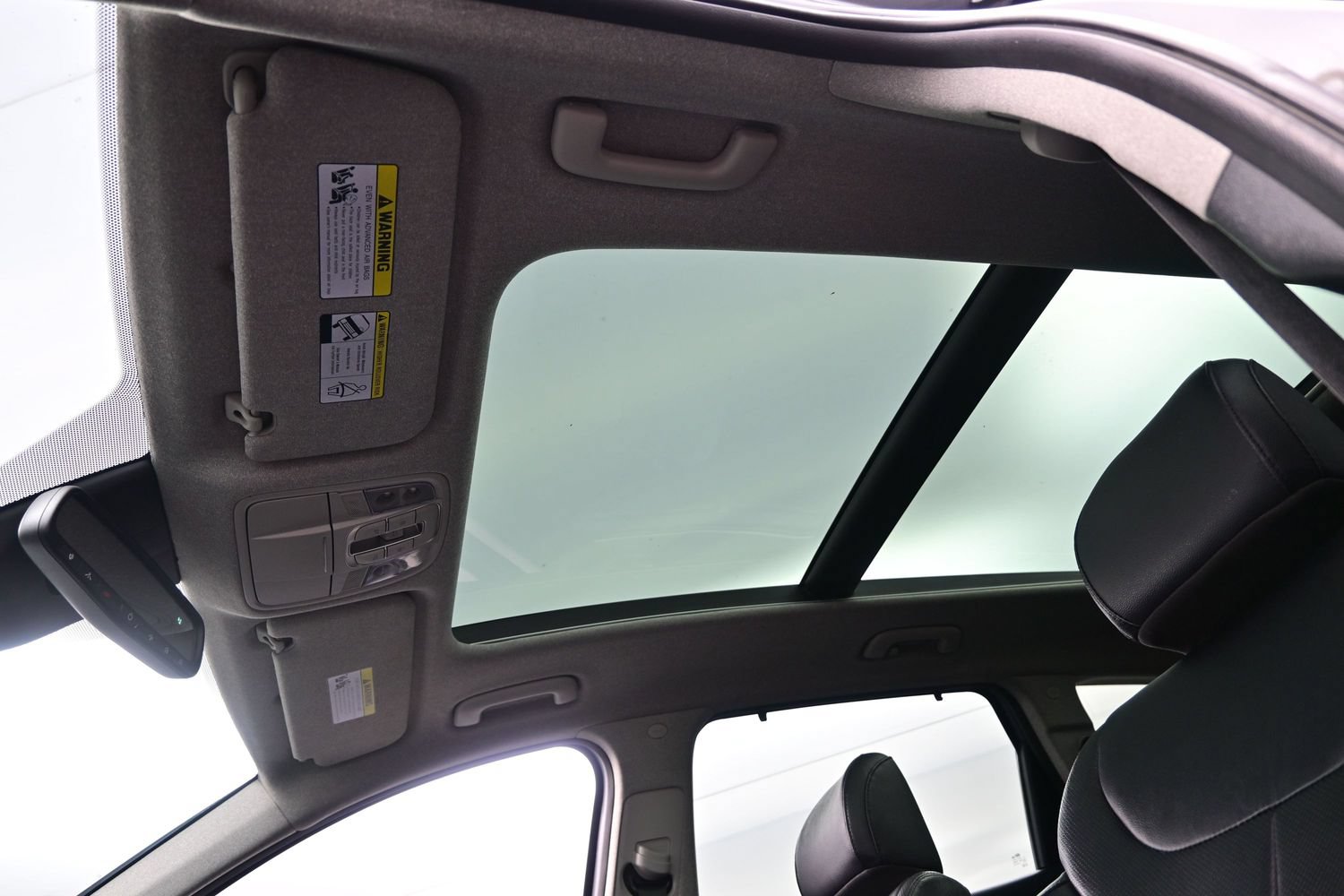 Used 2019 Hyundai Santa Fe AWD image 19