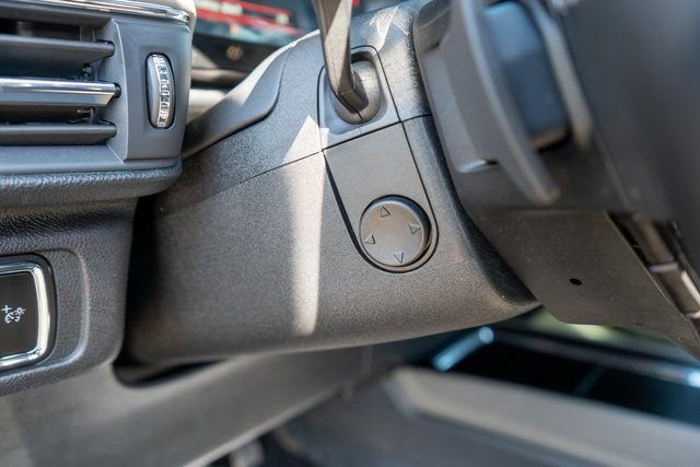 Used 2025 Lincoln Corsair Reserve w/ Jet Appearance Package image 23