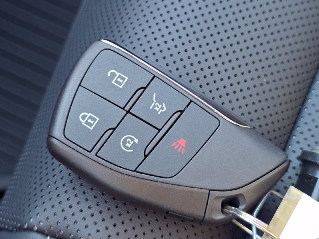 New 2027 GMC Terrain Elevation w/ Elevation Premium Package FWD image 31