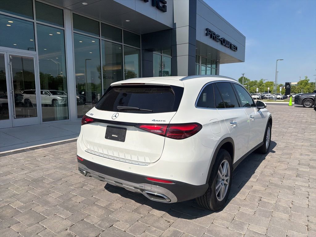 Used 2023 Mercedes-Benz GLC 300 4MATIC image 11