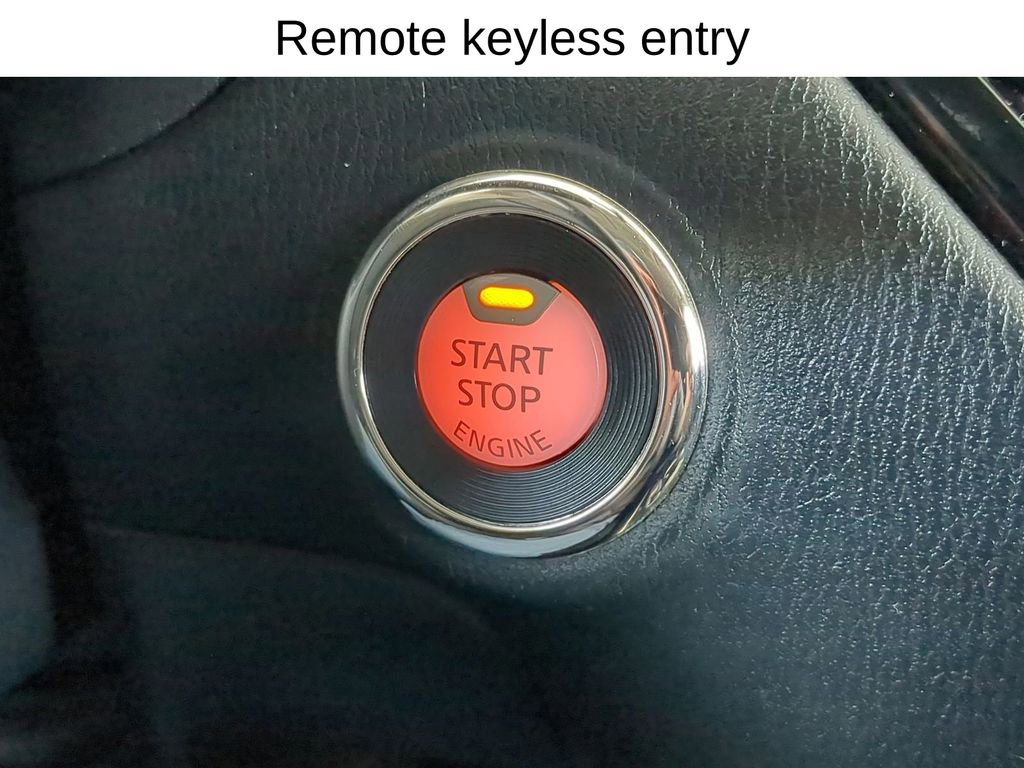 Used 2020 Nissan Pathfinder SV image 20