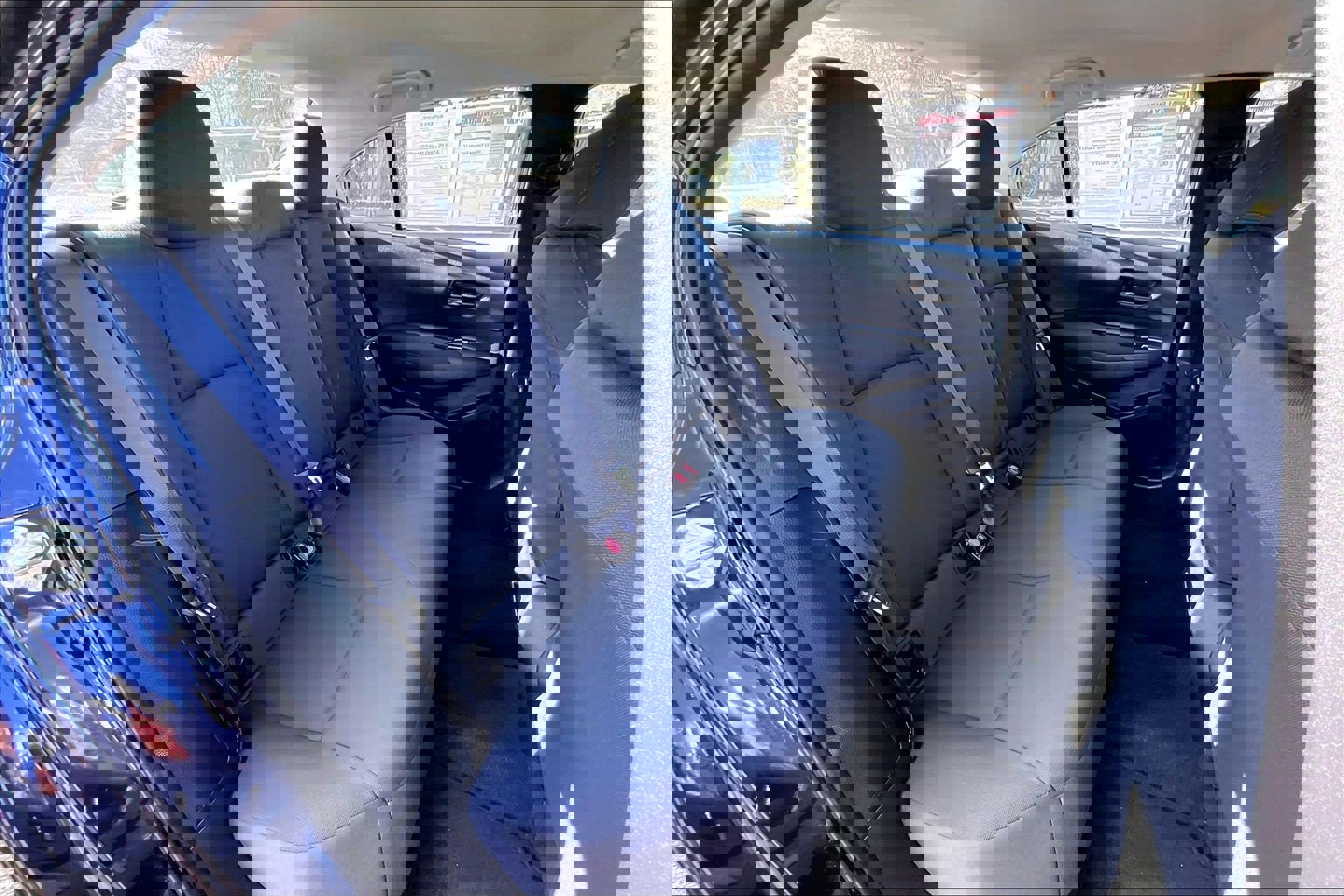 Used 2022 Toyota Corolla LE w/ LE Convenience Package image 25