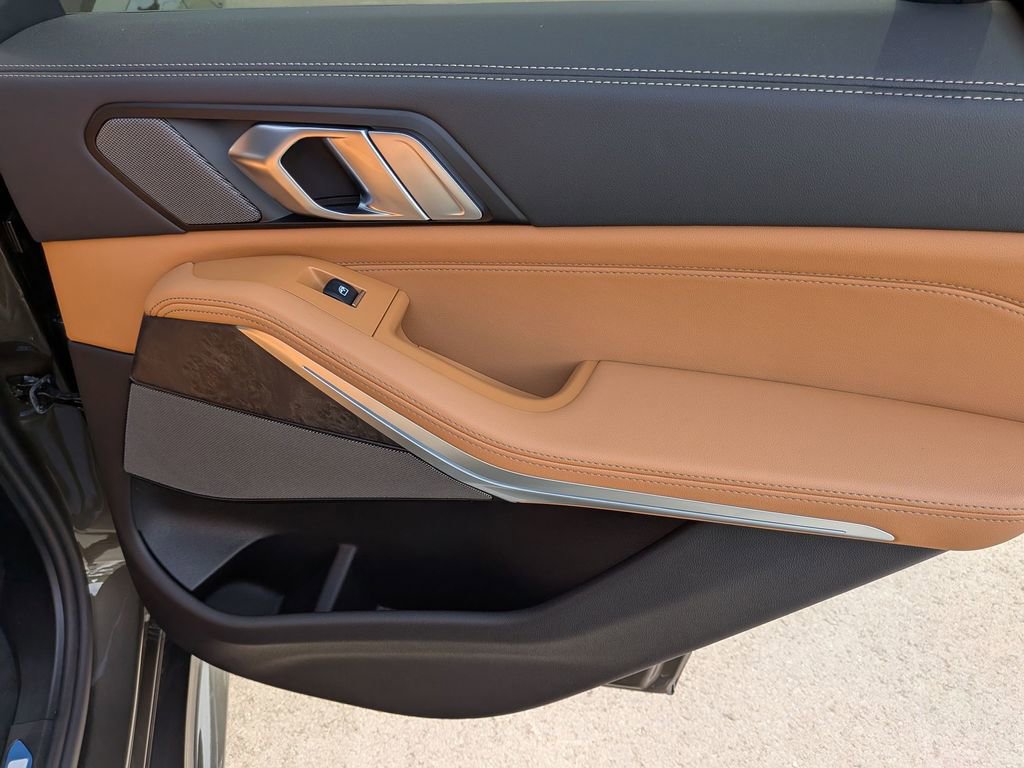 New 2026 BMW X5 xDrive50e image 35