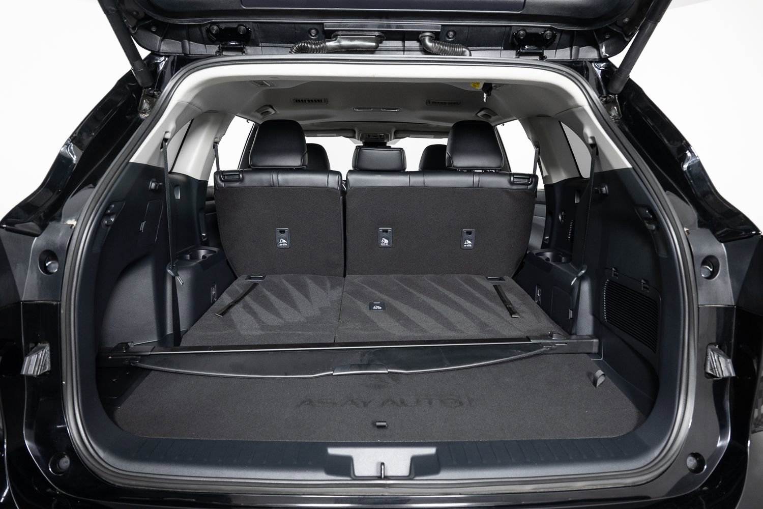 Used 2024 Toyota Highlander XLE image 22