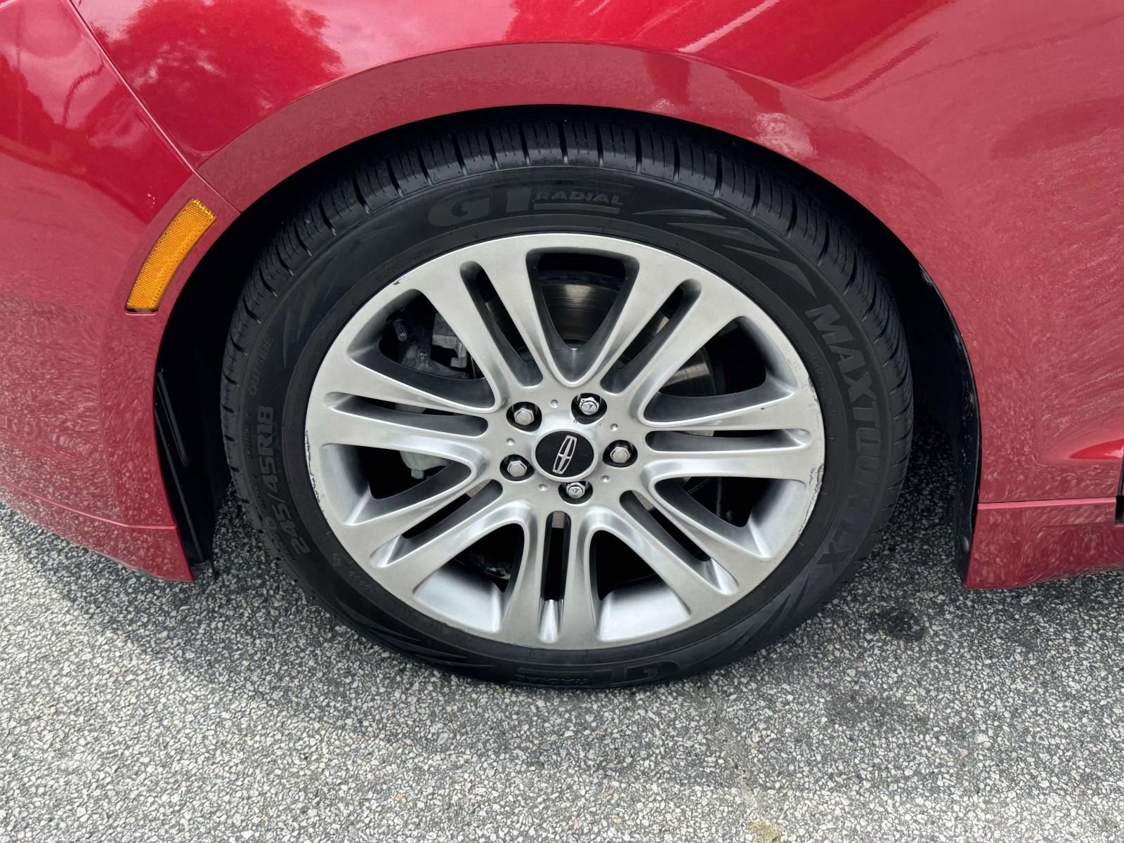 Used 2013 Lincoln MKZ Hybrid FWD image 11