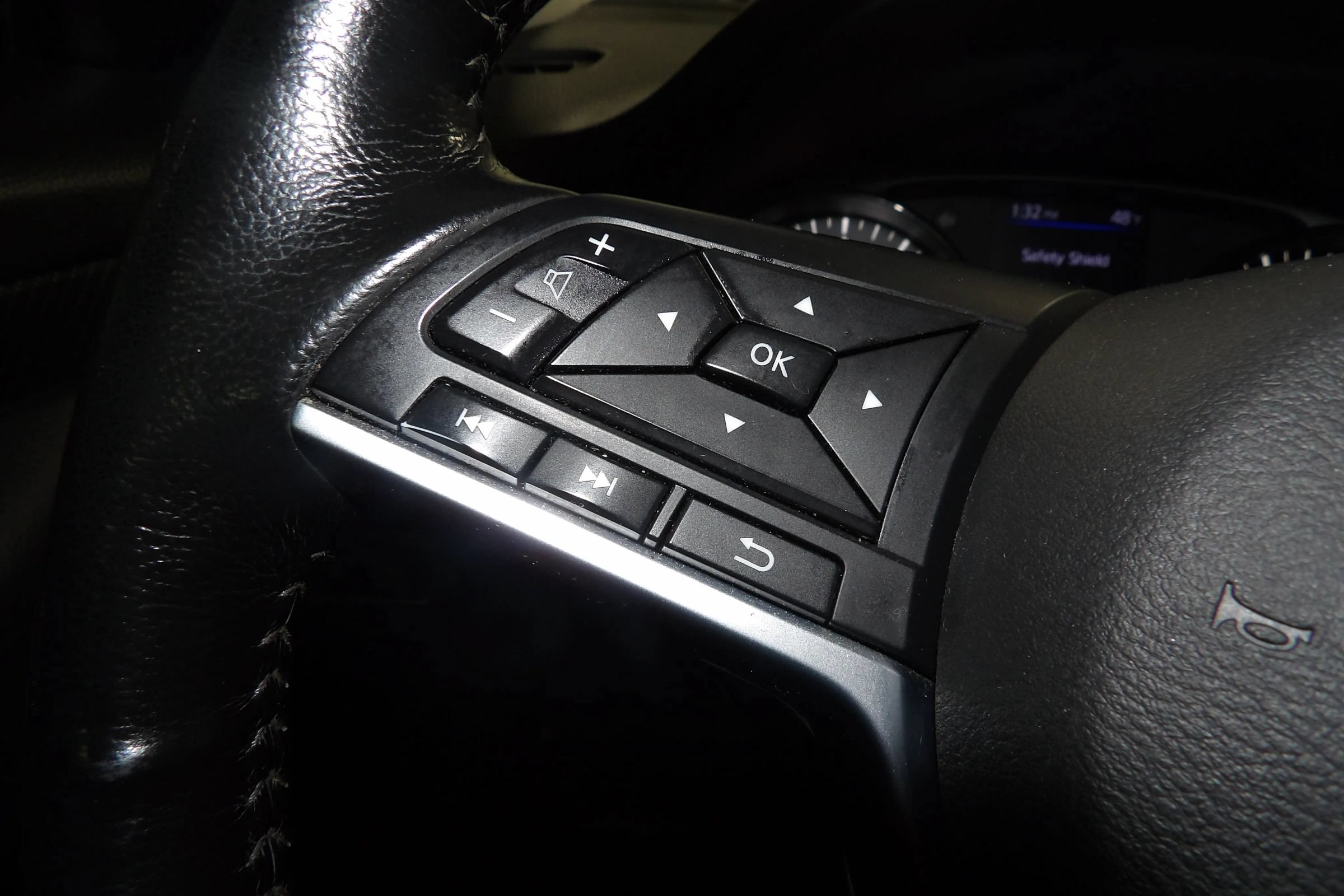 Used 2018 Nissan Rogue SL AWD/4WD image 19