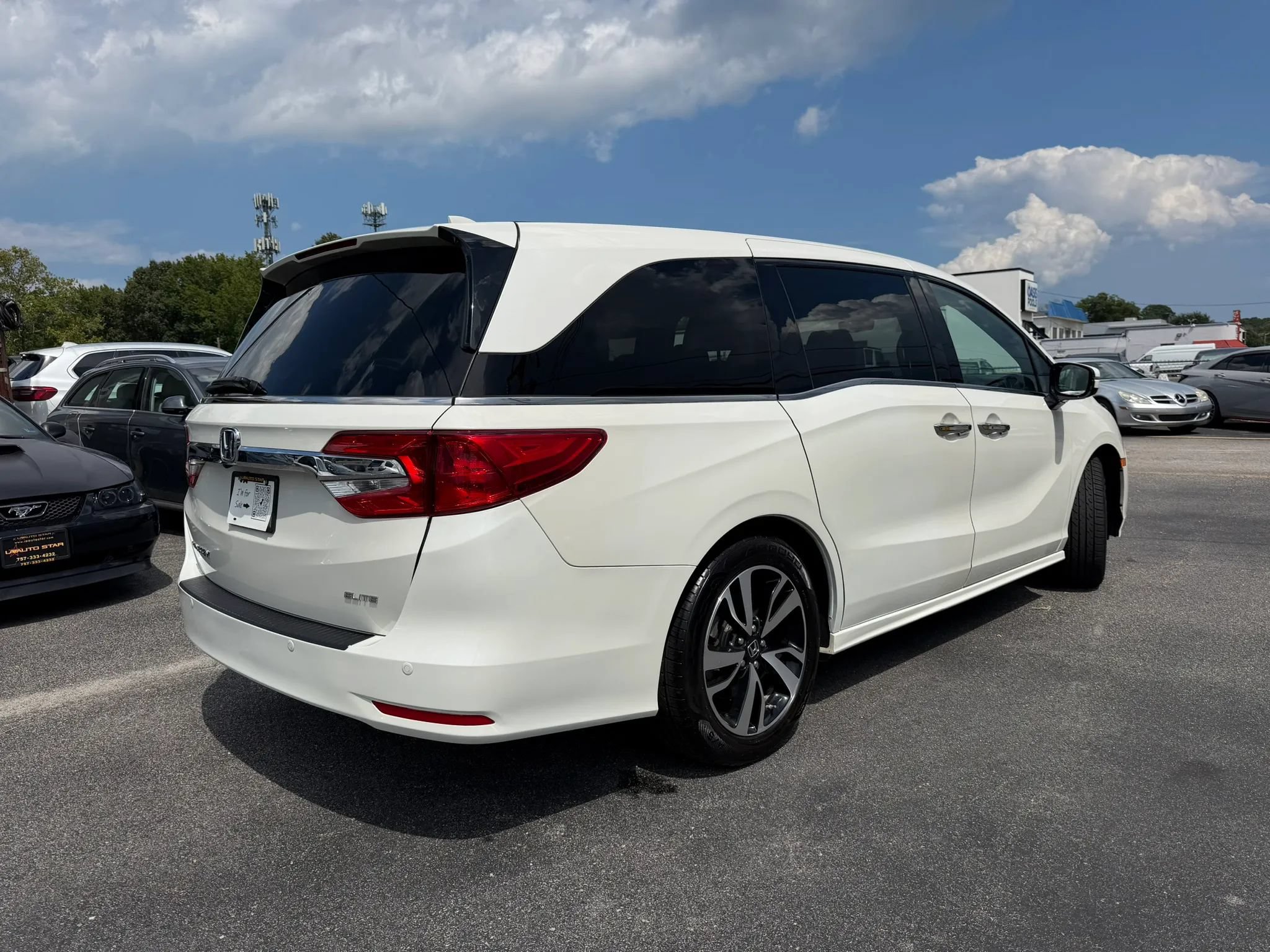 Used 2019 Honda Odyssey Elite image 3