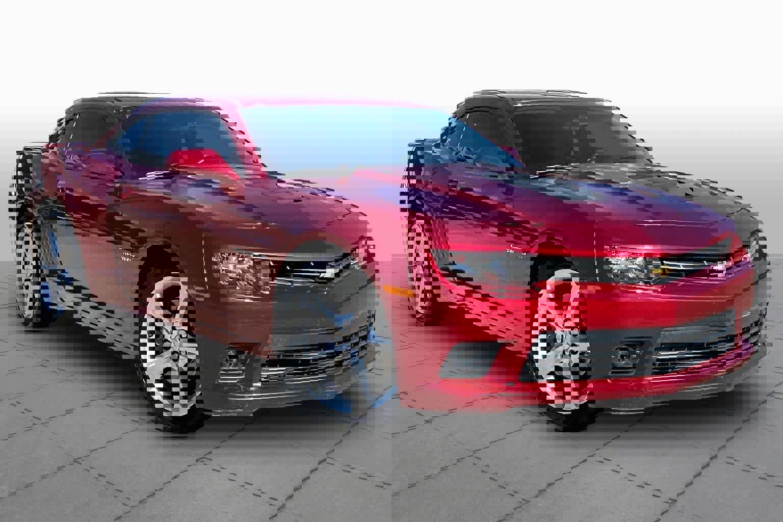 Used 2014 Chevrolet Camaro SS RWD image 3