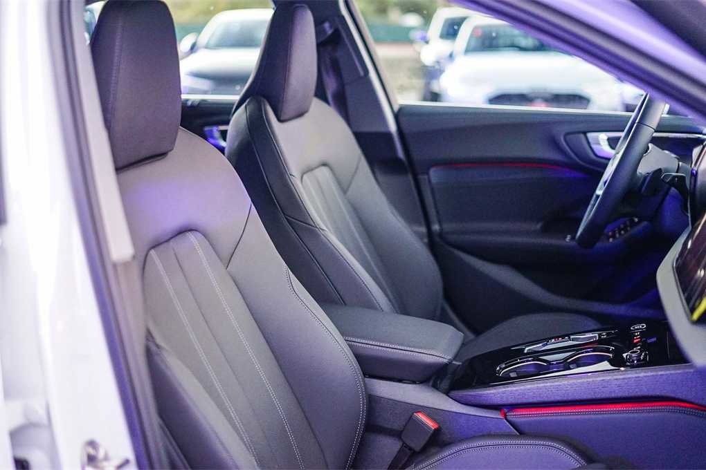 New 2025 Audi A5 2.0T Prestige image 17