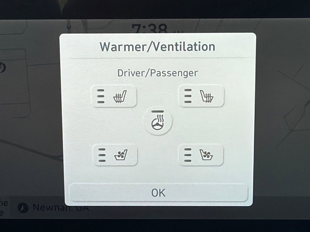 Used 2025 Hyundai Ioniq 6 Limited image 31