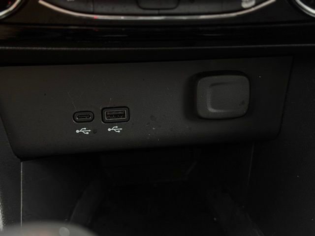 Used 2024 Buick Encore GX Sport Touring w/ Comfort Package image 30