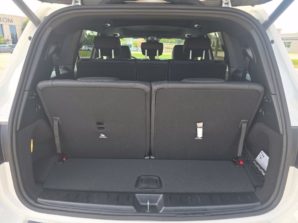 New 2026 Mercedes-Benz GLB 250 4MATIC image 17