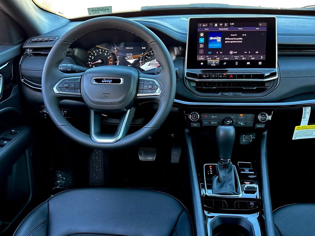 New 2026 Jeep Compass Altitude image 22