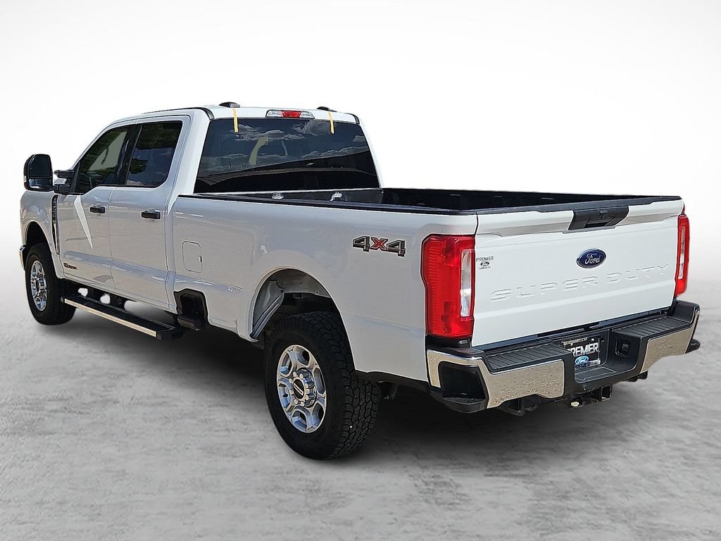 Used 2025 Ford F250 XLT AWD/4WD image 7