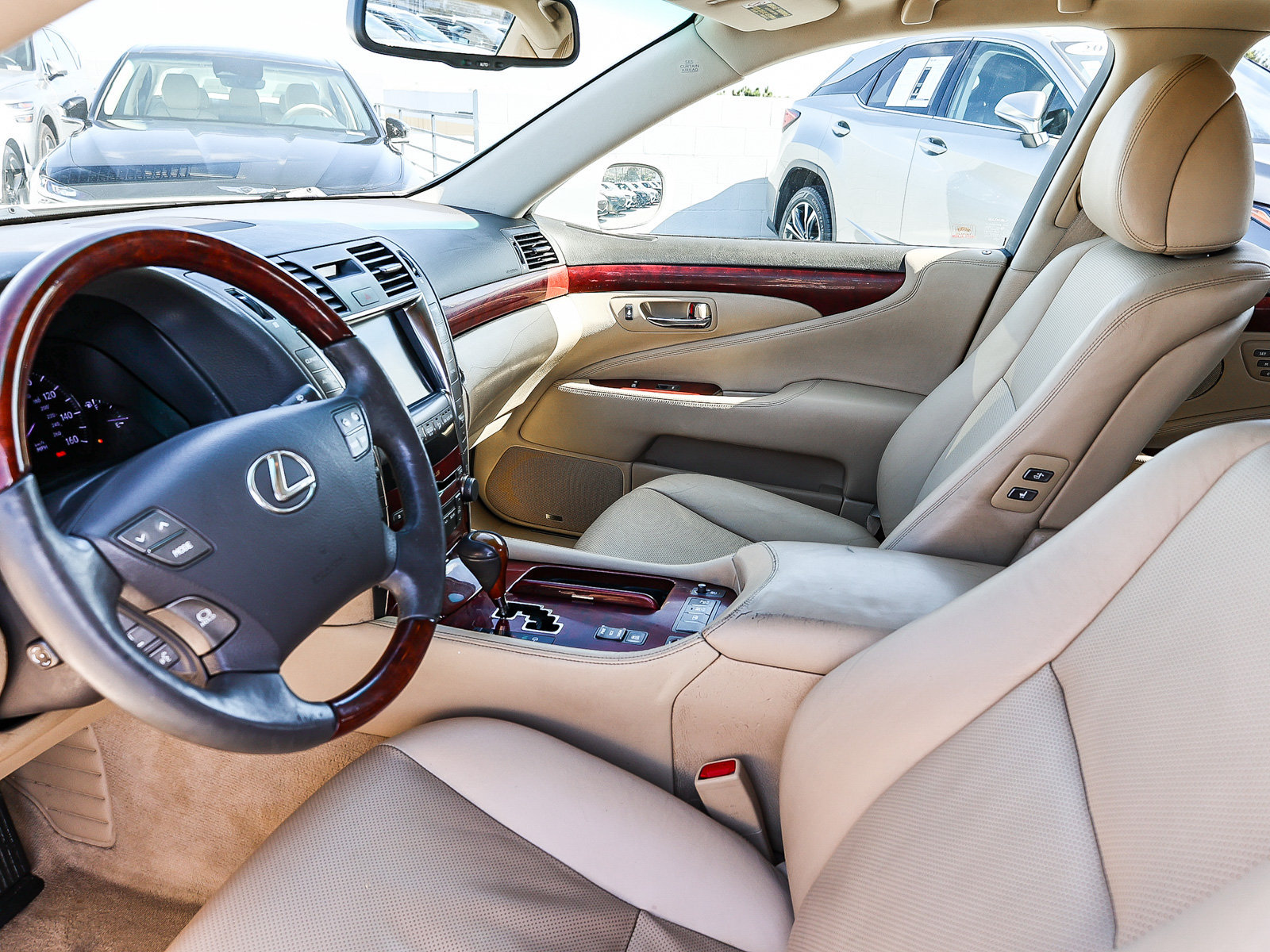 Used 2007 Lexus LS 460 RWD image 21