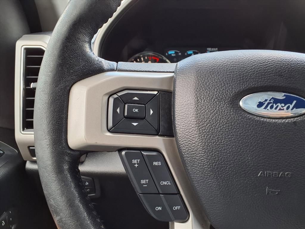 Used 2018 Ford F150 Lariat w/ Equipment Group 502A Luxury AWD/4WD image 31