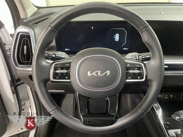 Used 2025 Kia Sorento SX image 15