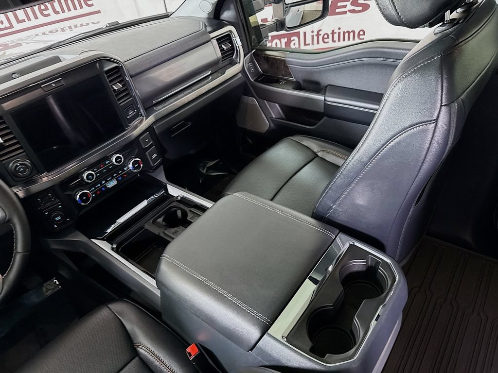 Used 2025 Ford F250 Lariat w/ Lariat Ultimate Package AWD/4WD image 31
