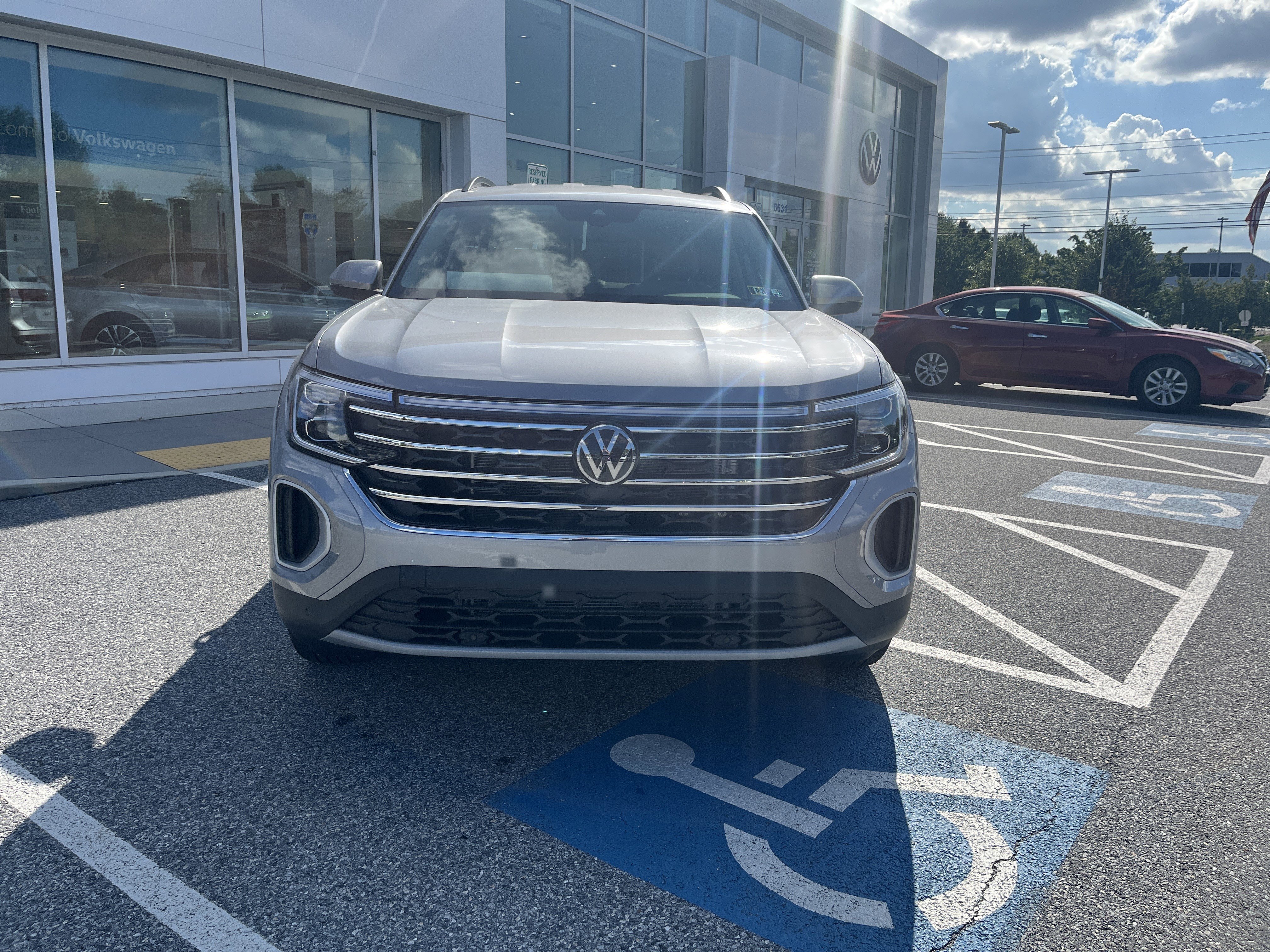 New 2026 Volkswagen Atlas SE image 3