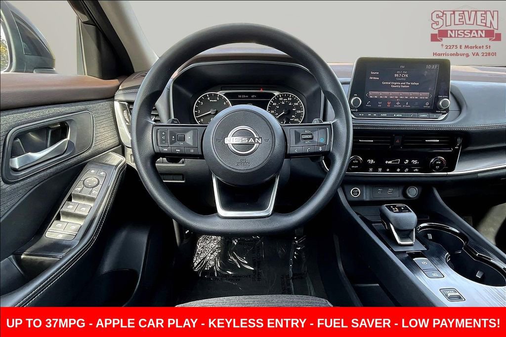 Used 2023 Nissan Rogue SV image 8