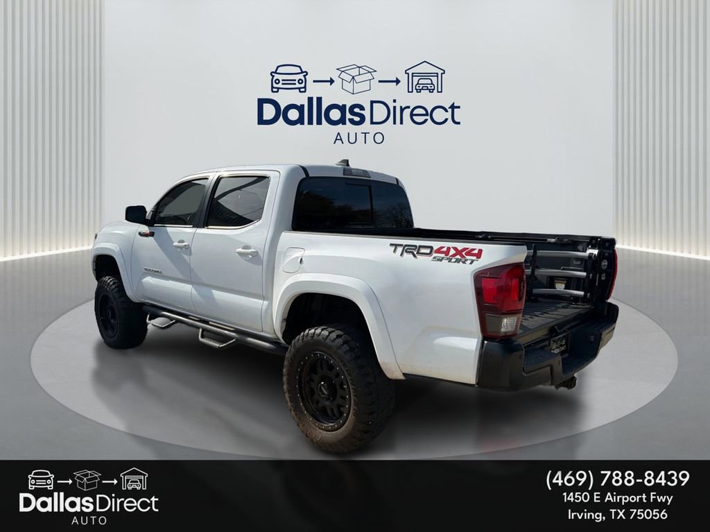 Used 2020 Toyota Tacoma TRD Sport w/ Technology Package image 8
