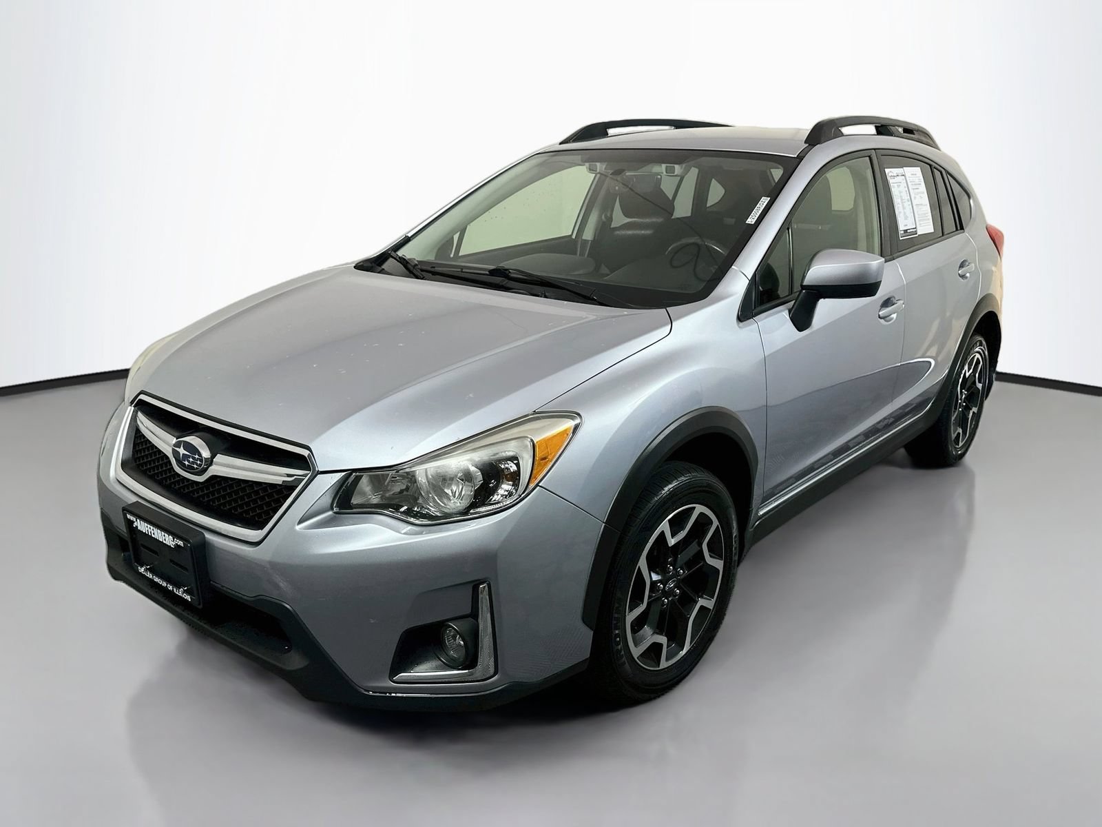 Used 2017 Subaru Crosstrek 2.0i Premium AWD/4WD image 3