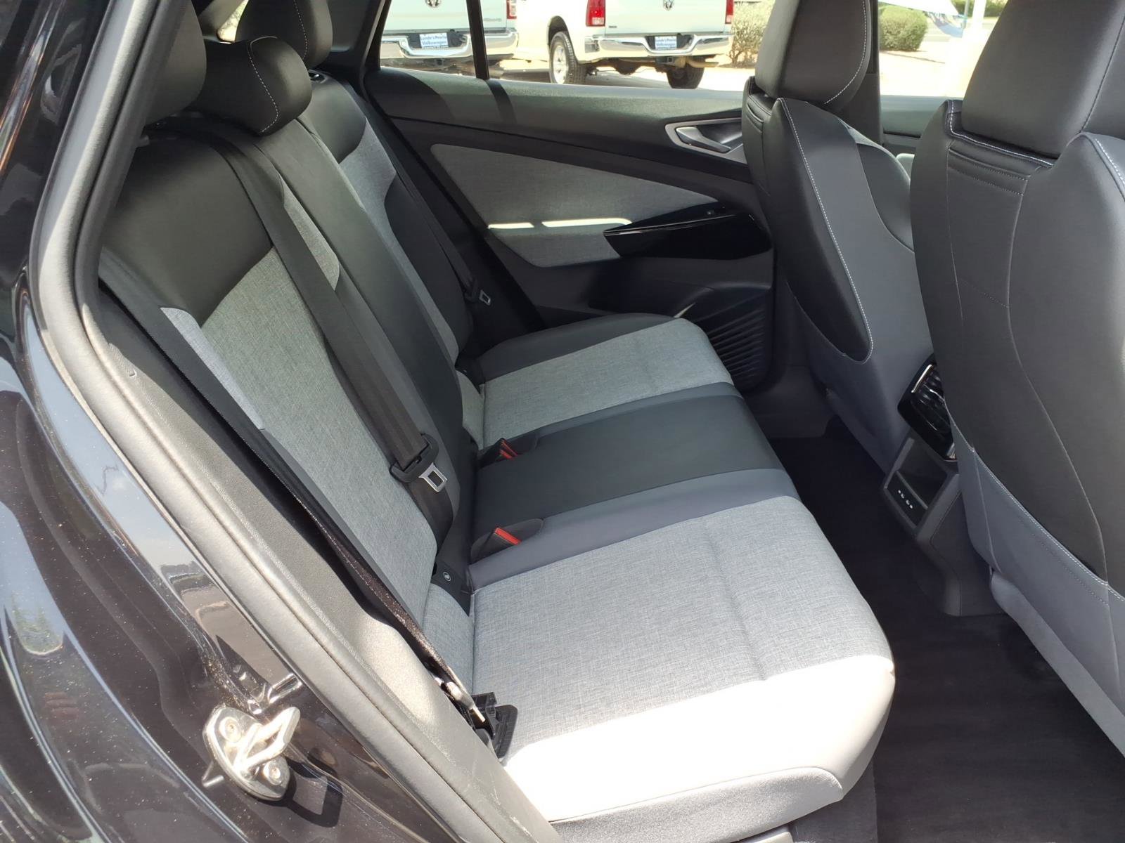 Certified 2024 Volkswagen ID.4 2WD image 13