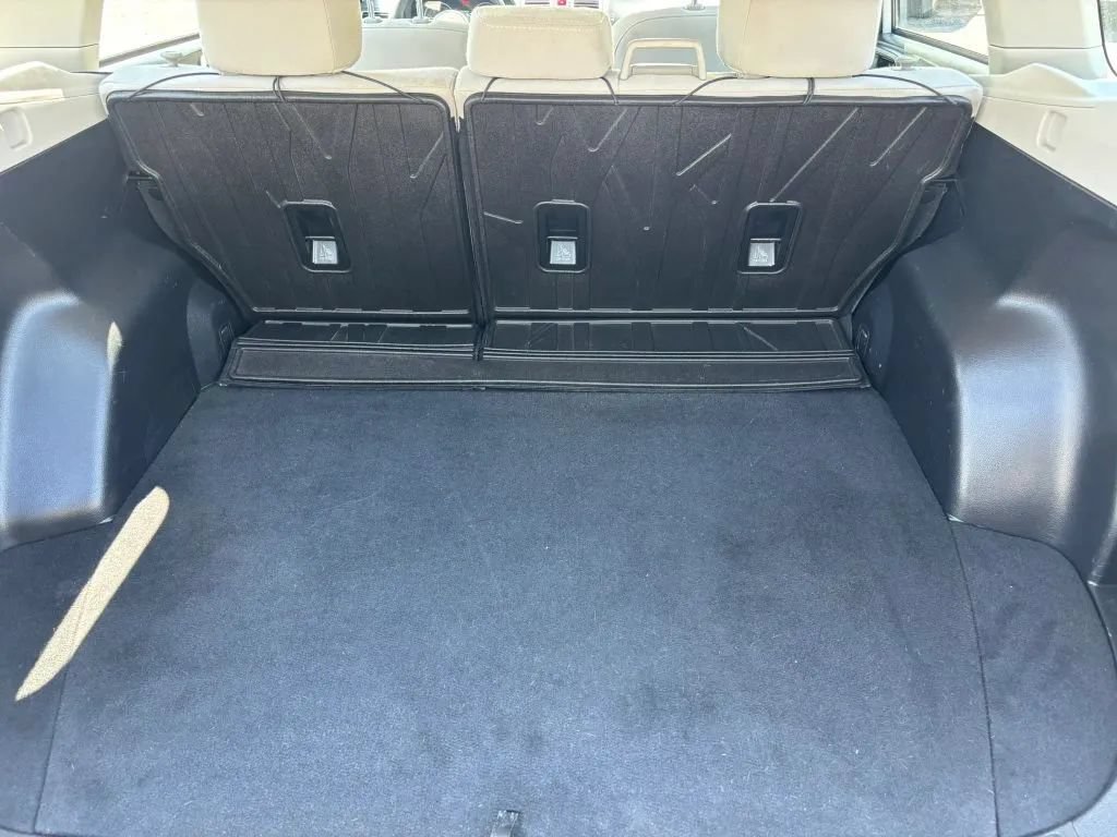 Used 2017 Subaru Forester 2.5i AWD/4WD image 14
