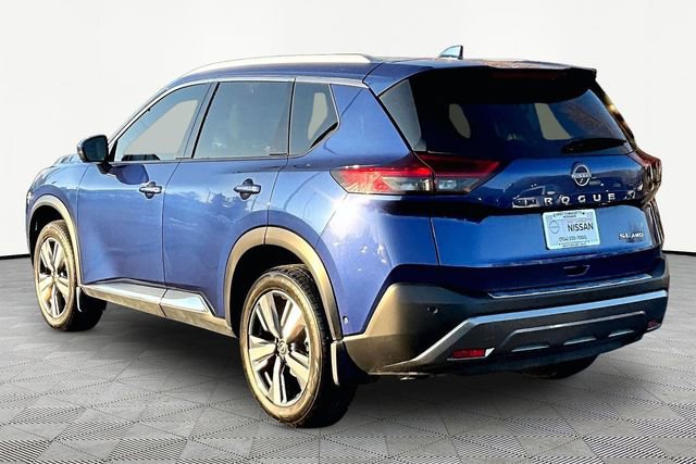 Used 2023 Nissan Rogue SL w/ SL Premium Package image 4