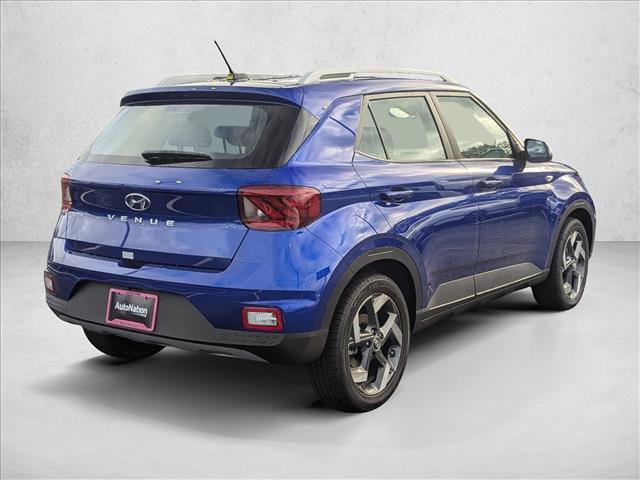 New 2025 Hyundai Venue Limited FWD image 2