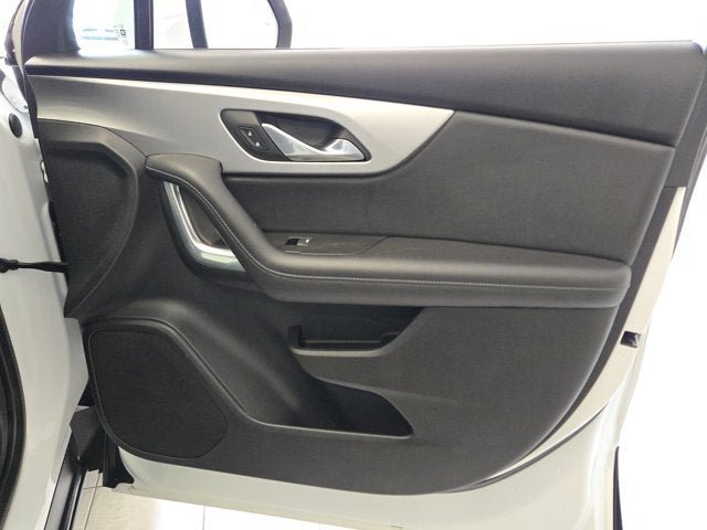 Used 2021 Chevrolet Blazer LT FWD image 6