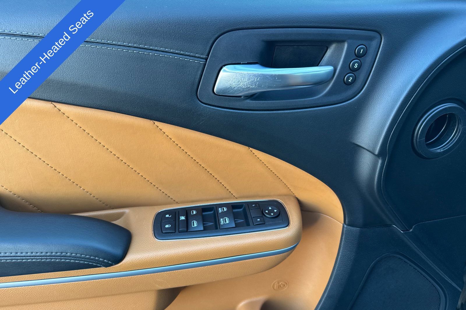 Used 2022 Dodge Charger SXT w/ Plus Group image 11