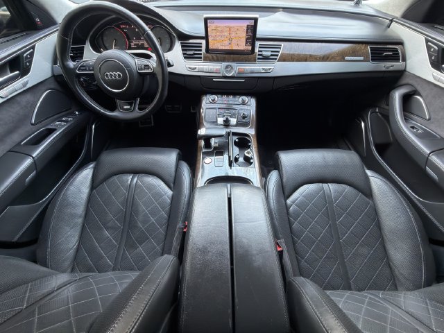 Used 2013 Audi S8 AWD/4WD image 13