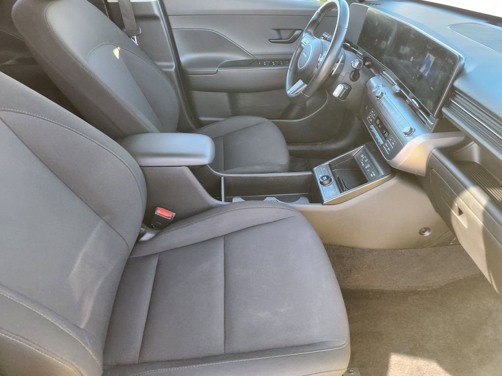 Used 2024 Hyundai Kona SEL w/ Convenience Package image 14