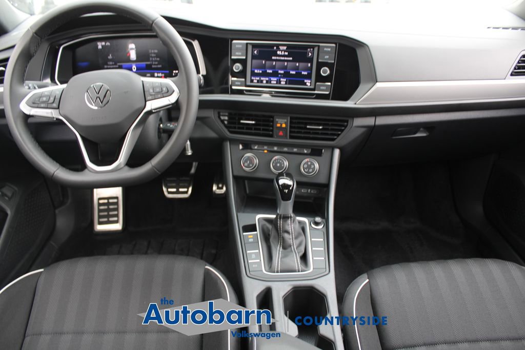 Certified 2024 Volkswagen Jetta Sport FWD image 18
