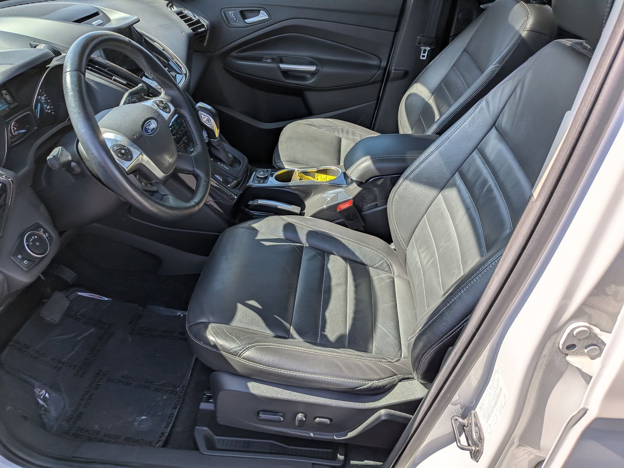 Used 2016 Ford Escape Titanium w/ Equipment Group 301A FWD image 11