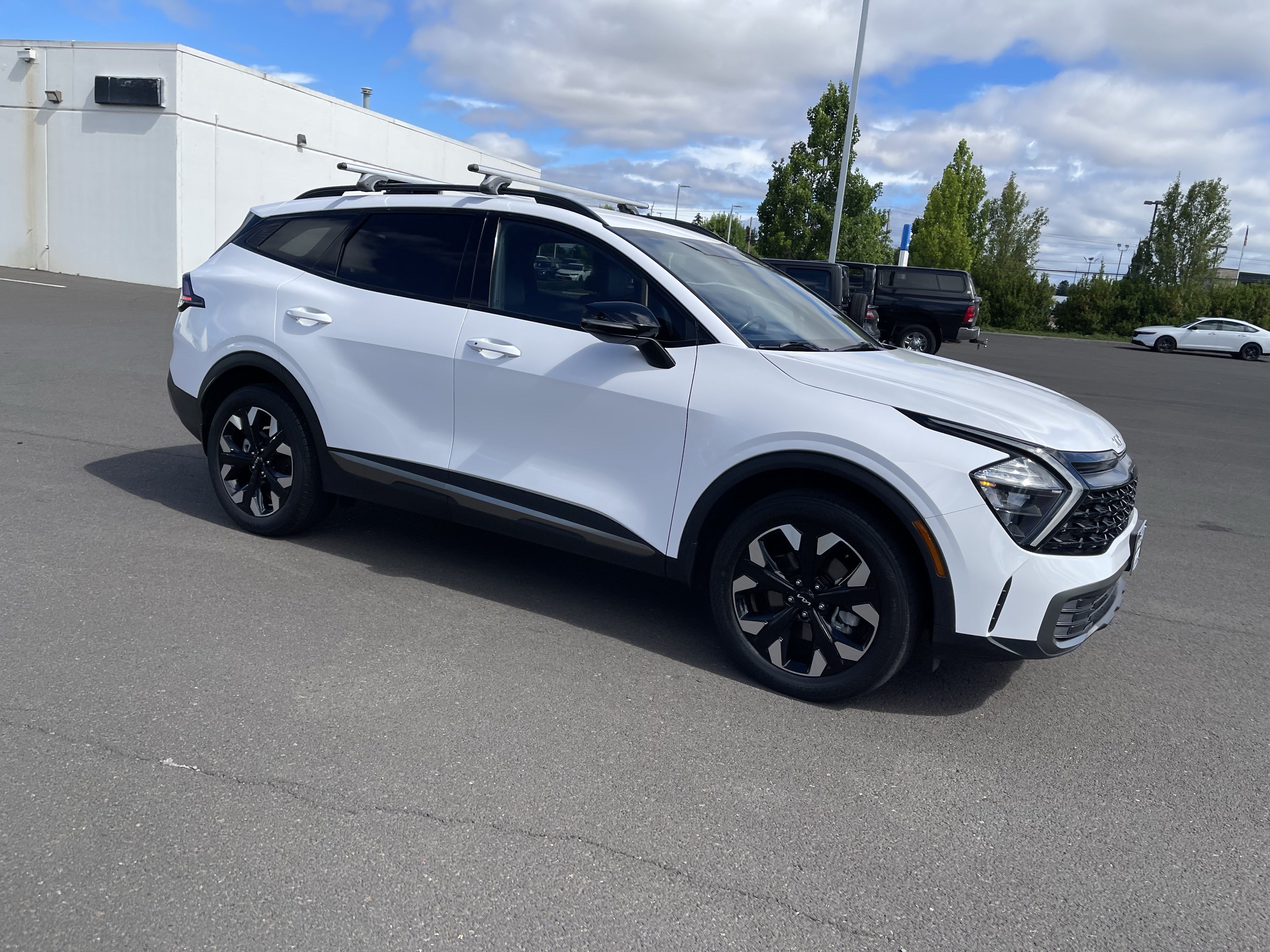 Used 2023 Kia Sportage X-Line AWD/4WD image 7