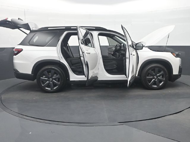 New 2026 Honda Pilot Sport image 41