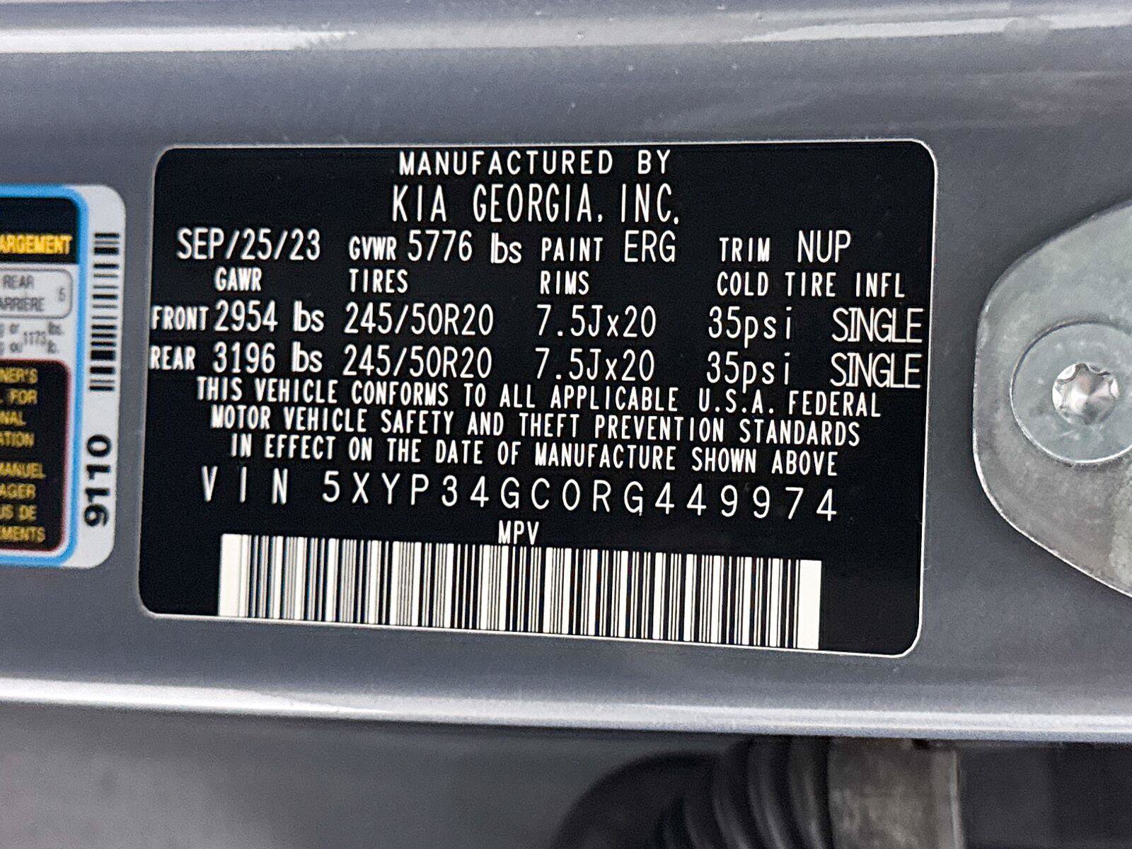 Used 2024 Kia Telluride EX w/ EX Captain's Chair Package FWD image 43