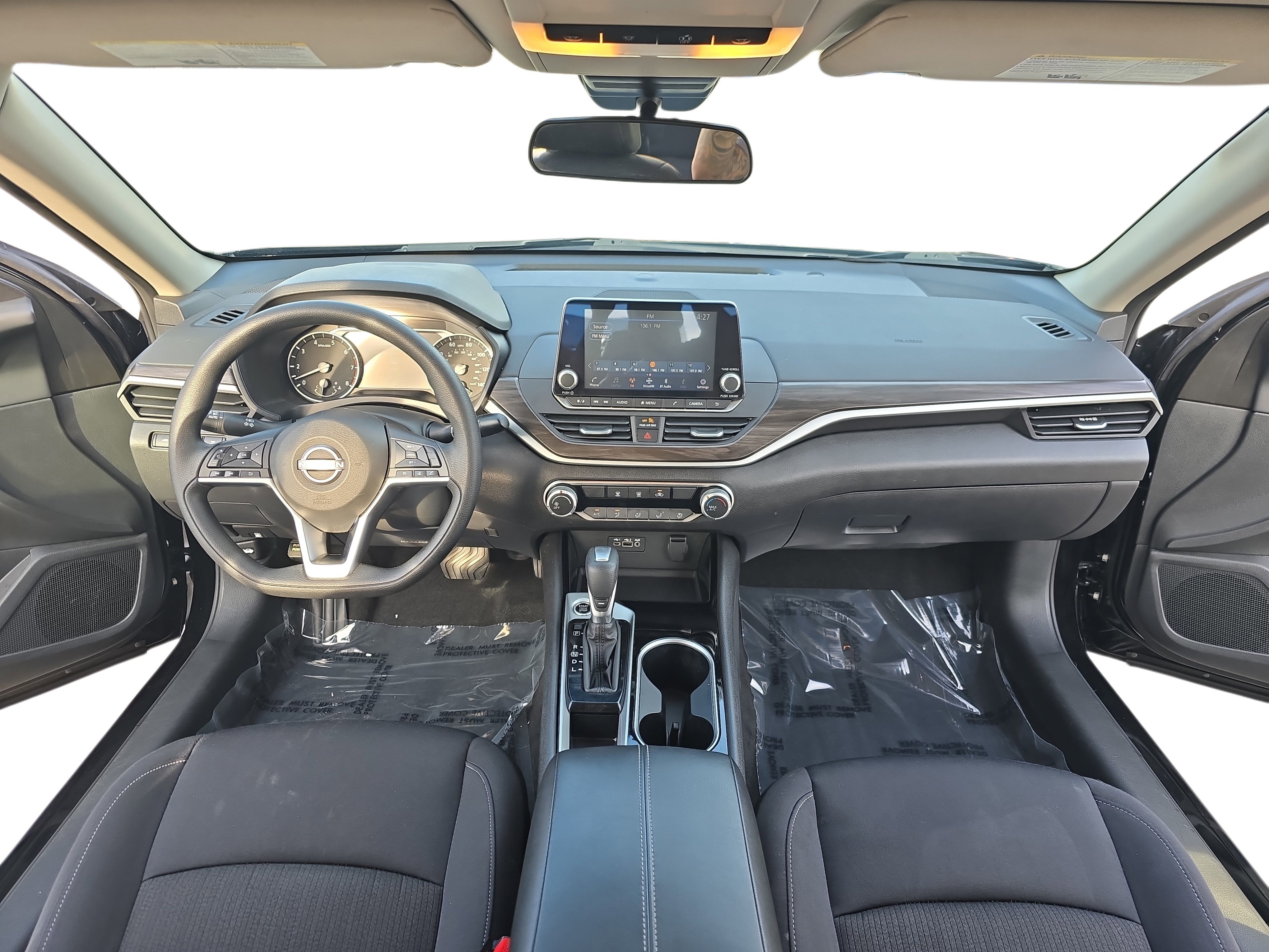 Used 2024 Nissan Altima 2.5 SV image 9