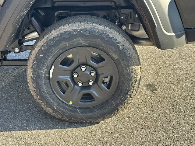 New 2026 Jeep Gladiator Sport image 18