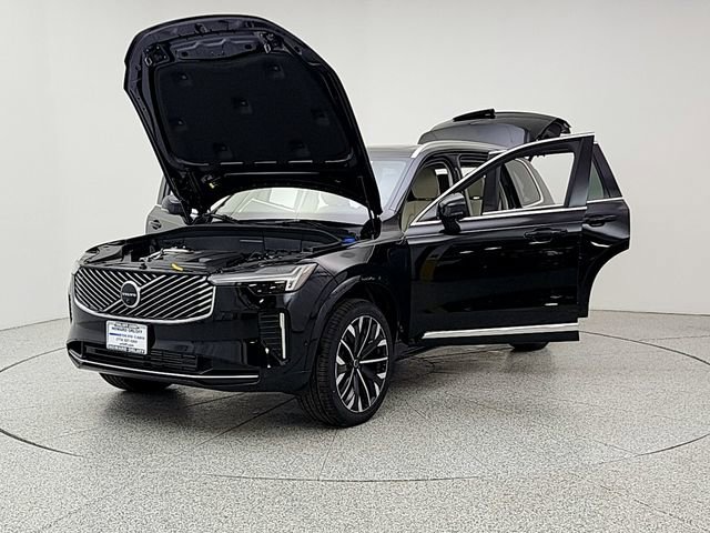New 2026 Volvo XC90 T8 Ultra w/ Protection Package AWD/4WD image 9