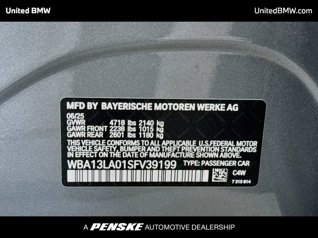 Certified 2025 BMW 330i Sedan RWD image 15