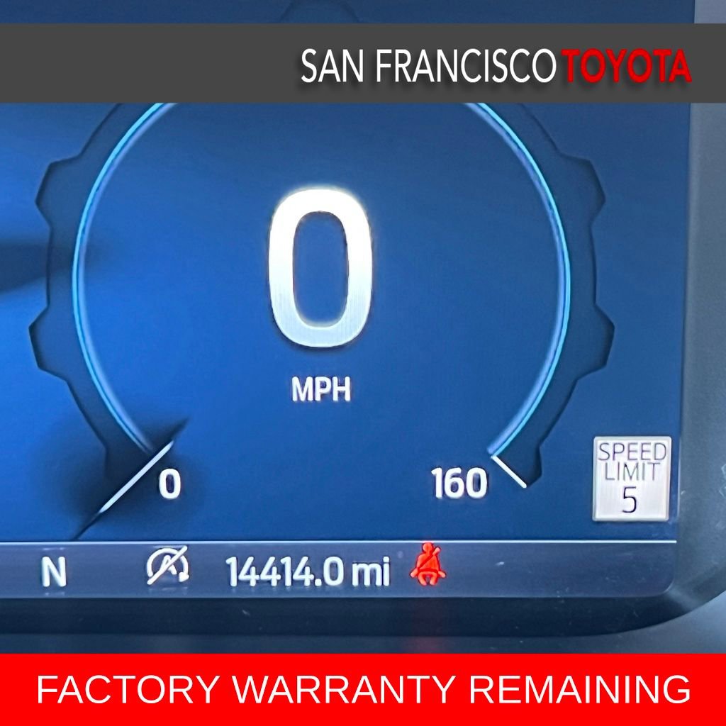 Used 2024 Ford Expedition Limited image 35