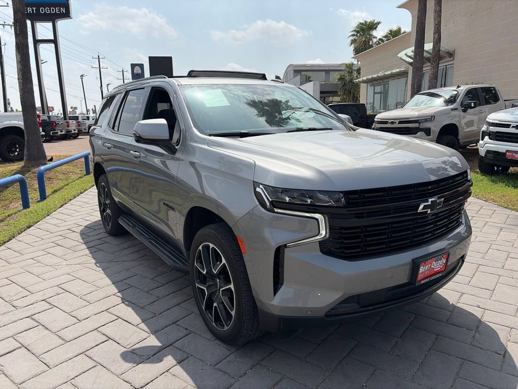 Used 2024 Chevrolet Tahoe RST w/ Luxury Package RWD image 1