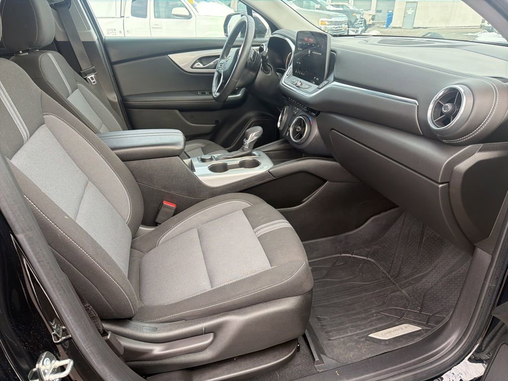 Used 2023 Chevrolet Blazer LT w/ Driver Confidence Package image 21