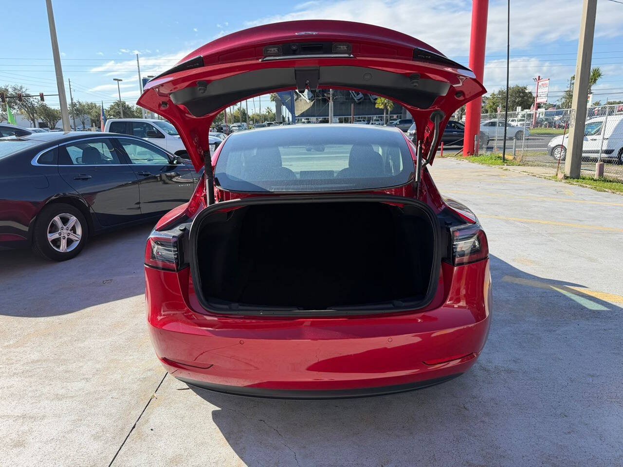 Used 2022 Tesla Model 3 RWD image 8