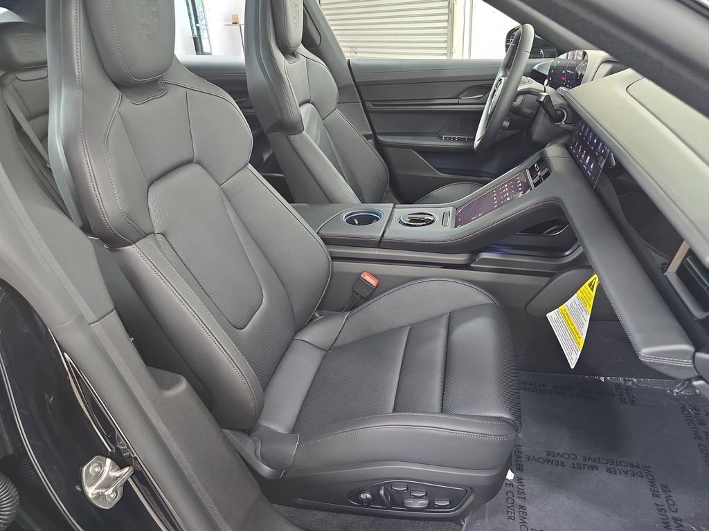 New 2026 Porsche Taycan image 27